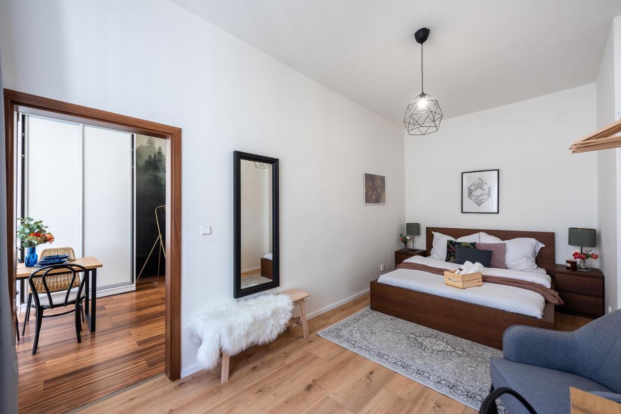 10 Min City Centre 5 People Apartment, Free Coffee Prague Extérieur photo